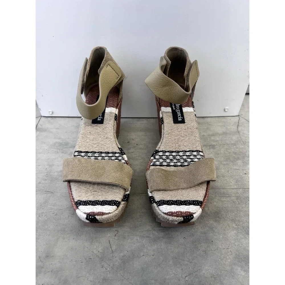 Pedro Garcia Spain Platform Wedge Sandals Beige Suede Ankle Strap Womens Size 38
